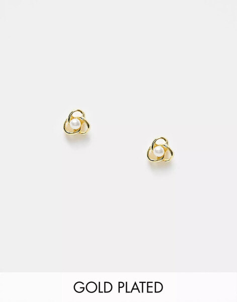 Kingsley Ryan knot pearl stud earrings in gold plated