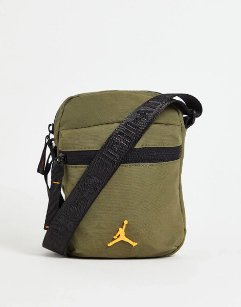 Jordan – Air – Pilotentasche in Khaki