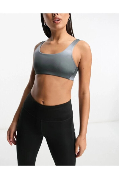 Спортивный женский топ Nike Dri Fit Alate All Bra