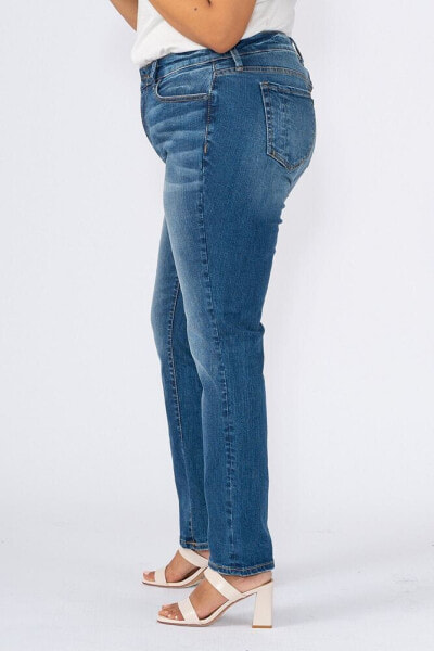 Plus Size High Rise Straight Jeans