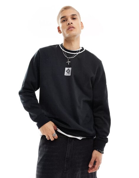 Columbia Reventure crew neck sweat in black