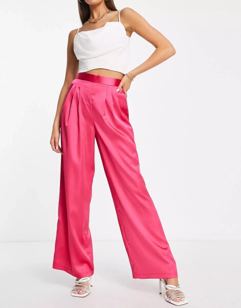 ASOS DESIGN – Hose aus Satin in Hot Pink mit Faltendetail