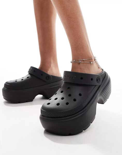 Crocs Unisex Stomp clog in black