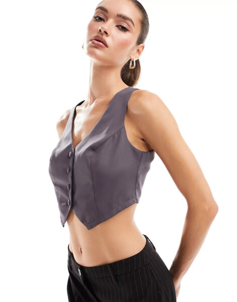 Missyempire tailored cropped waistcoat in charcoal