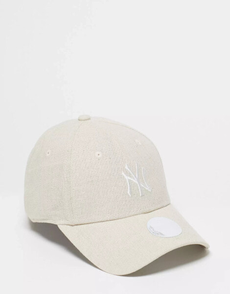 New Era 9forty NY Yankees linen cap in sand