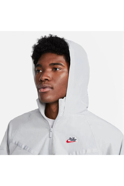 Ветровка Nike Heritage Essentials Windrunner