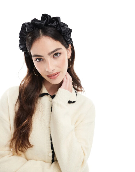 Pieces satin headband in black