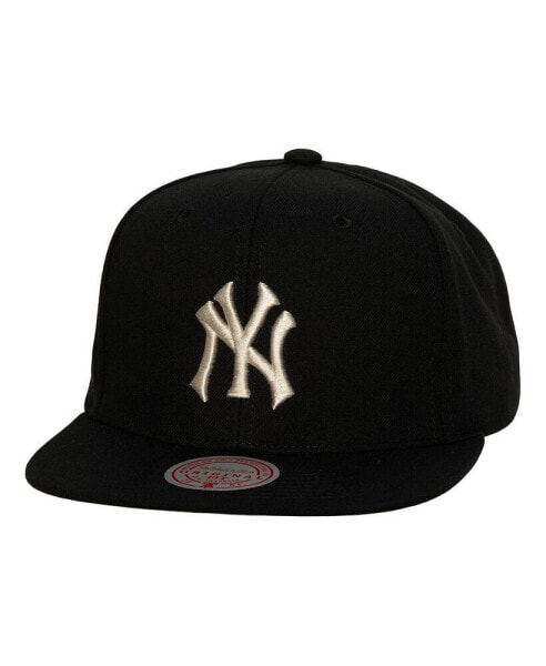 Men's Black New York Yankees Cooperstown Collection True Classics Snapback Hat