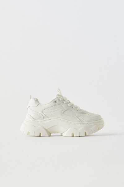 Chunky sole sneakers