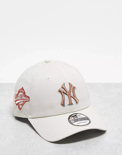 New Era 9forty NY Yankees cap in off white