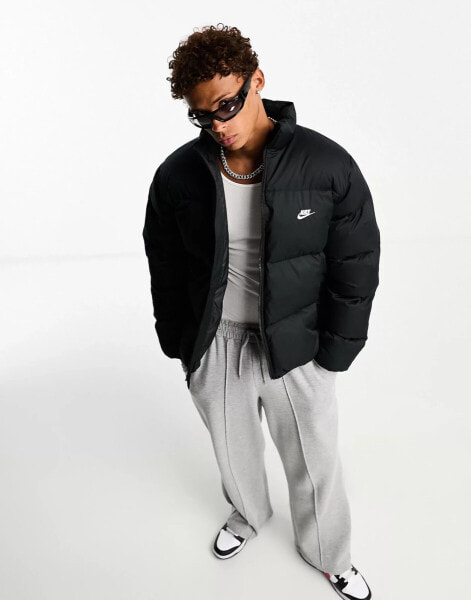 Nike Club Puffer jacket in black