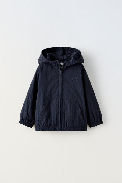 Plain water-repellent embroidered raincoat