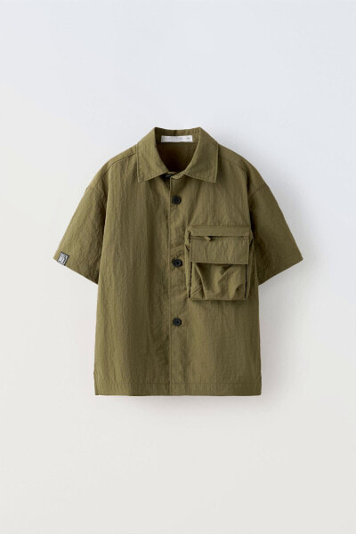 Nylon shirt with pocket