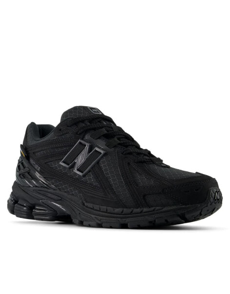 New Balance – 1906R – Sneaker in Schwarz