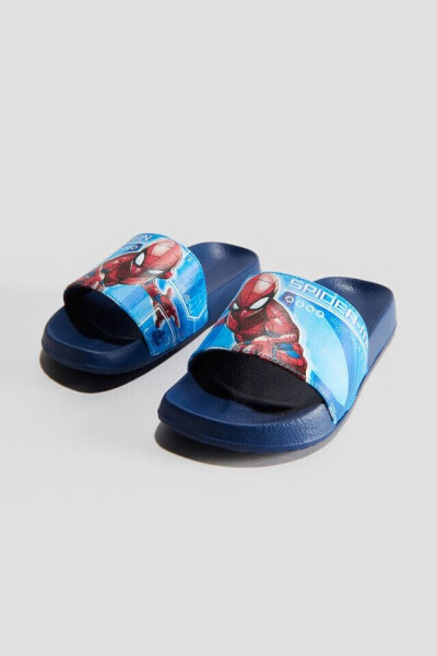 Printed Pool Shoes