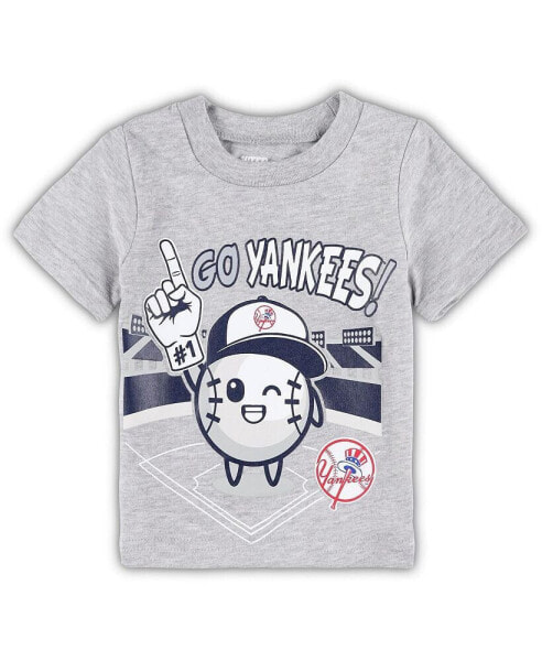 Infant Boys and Girls Heather Gray New York Yankees Ball Boy T-shirt