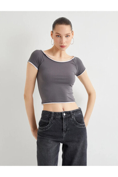 Crop Tişört Kısa Kollu Yuvarlak Yaka Pamuklu Slim Fit