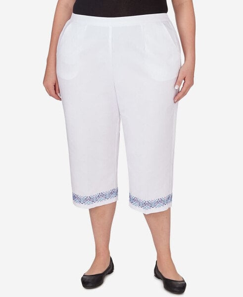 Plus Size Summer Breeze Pull-On Border Cuff Capri Pants