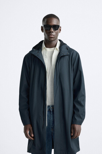 RUBBERISED PARKA WITH HOOD