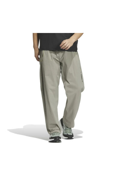 IS9527-E adidas Natgeo Wv Pant Erkek Pantolon Haki