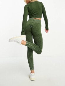 ASOS 4505 – Nahtlose Leggings in Acid-Waschung mit Raffung am Po, Kombiteil