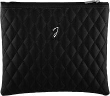 Women's cosmetic bags and beauty cases