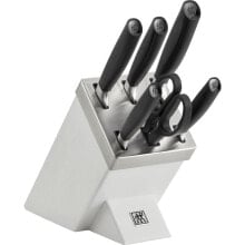 Kitchen knives