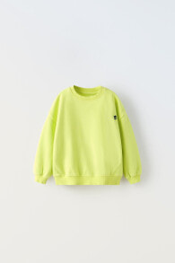 Solid-colored hoodies for boys