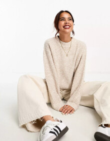 Women's sweaters and cardigans