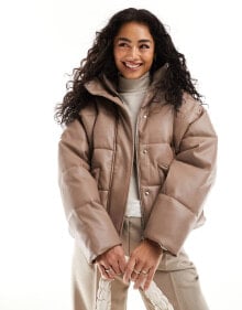 Women's outerwear