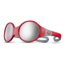 Swimming goggles