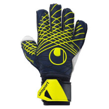 Goalkeeper gloves for football