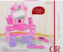 Children's play sets and wooden figurines