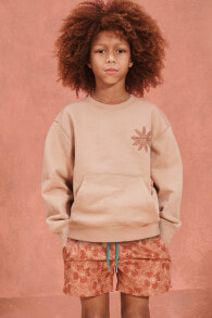 Sweatshirt with embroidered flowers - limited edition
