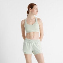 Женские спортивные футболки, майки и топы New Balance купить от $105