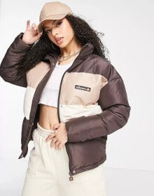 Women's outerwear