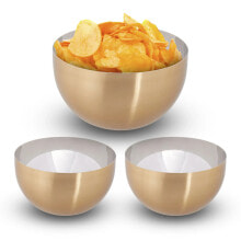 Dishes and salad bowls for serving