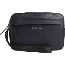 Женские косметички и бьюти-кейсы Calvin Klein купить от $109