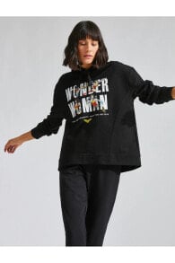 Women's hoodies and sweatshirts