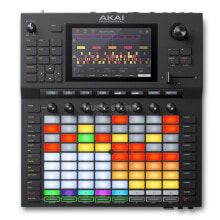  AKAI Professional