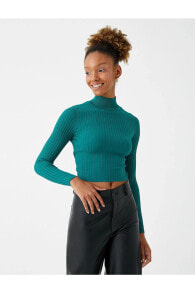 Women's sweaters and cardigans