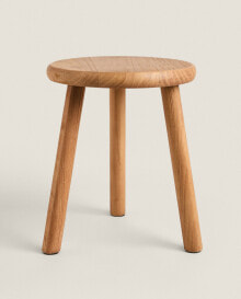 Round elm stool