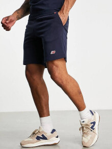 Мужские шорты new Balance small logo shorts in navy