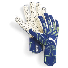 Goalkeeper gloves for football