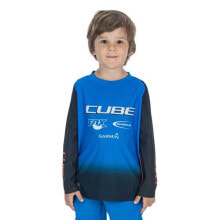 Cube Sportswear, shoes and accessories