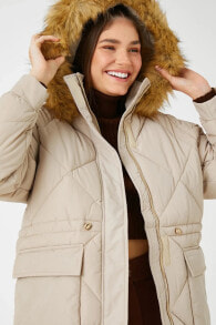 Женские пуховики и зимние куртки