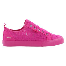 Women's sneakers