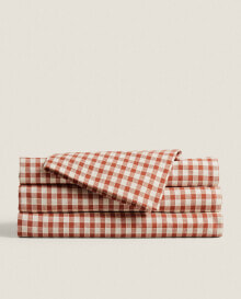 Gingham cotton tablecloth