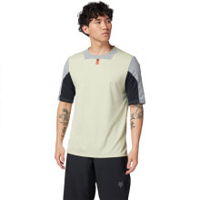 Men's sports T-shirts and T-shirts