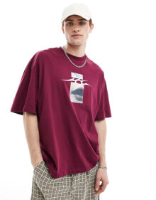 Купить мужские футболки и майки collusion: COLLUSION Skater fit t-shirt with photographic print in burgundy